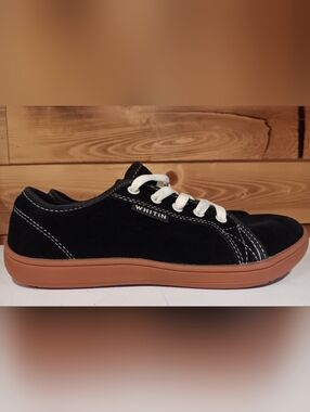 New Whitin Barefoot Sneakers Women's 7.5 Or 38